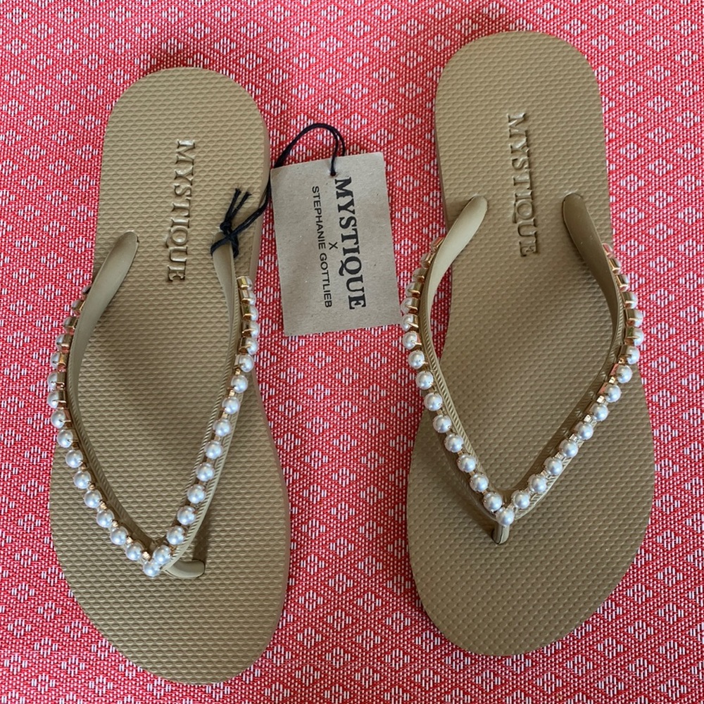 Mystique x Stephanie Gottlieb Charlotte Flip Flops